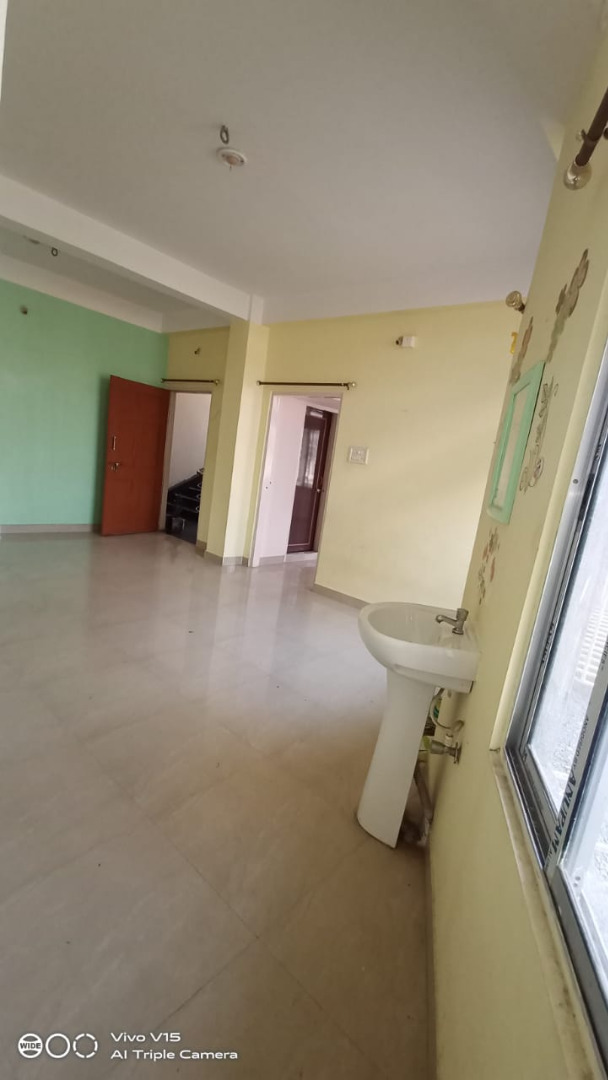 Unfurnished 2bhk in Sadhani Path, Rukmini Gaon, Guwahati, Assam, India for Rent
